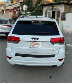 جيب جراند شيروكي